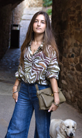 Blusa estampado Safari