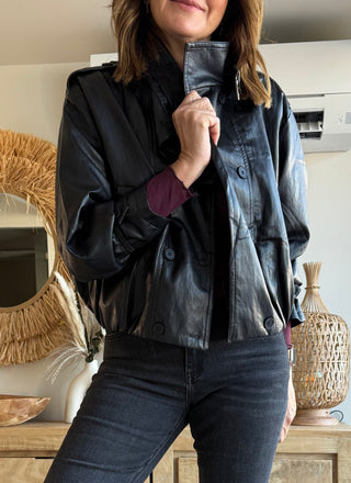 🧥 Chaqueta efecto piel “Trendy Luxe”