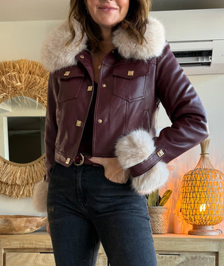 Chaqueta Efecto Piel con Cuello y Puños Desmontables