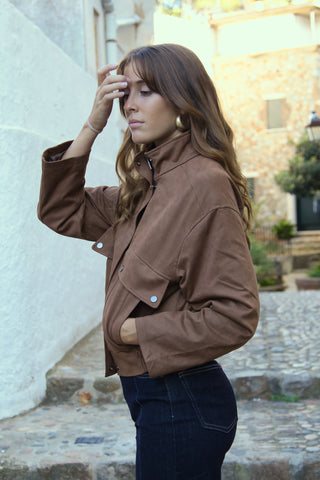 Chaqueta Antelina Premium Bolsillos