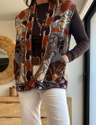 🧵 Chaleco de terciopelo bordado artesanal