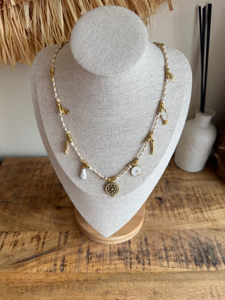 Collar talismán Dorado