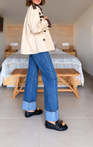 Chaqueta oversize con aplicaciones decorativas beige