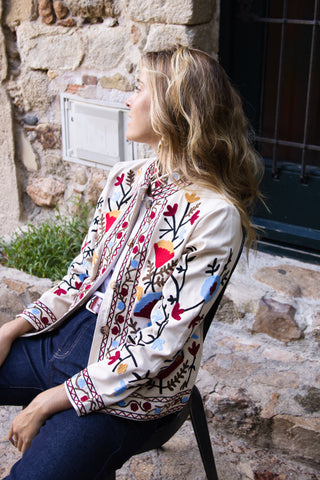Chaqueta Bordada Folk