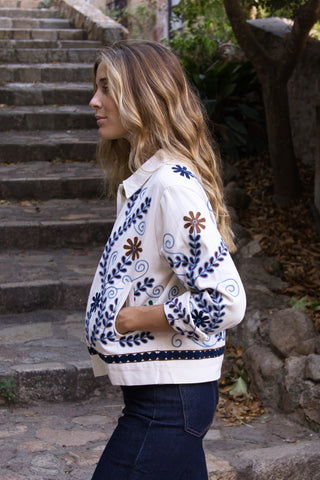 Chaqueta Bordada Aura