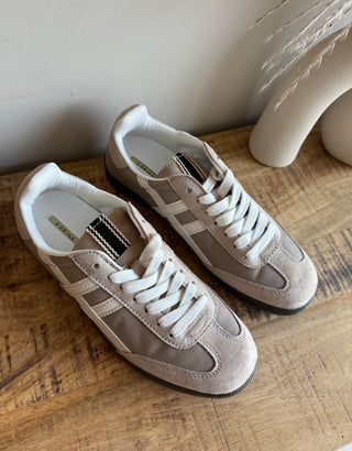 🤍 Sneakers Retro Combinadas (Copia)