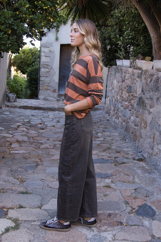 Jeans Barrel Cruzado Chocolate