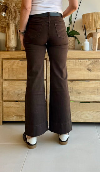 Pantalón  con dobladillo ancho