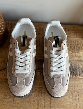 🤍 Sneakers Retro Combinadas (Copia)