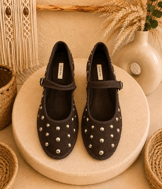 Bailarina Stud Chocolate