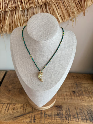 Collar cuerno piedra