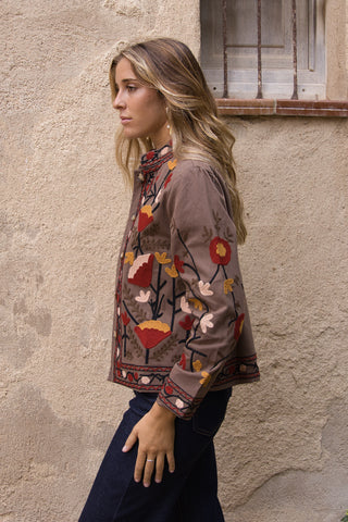 Chaqueta Bordada Folk