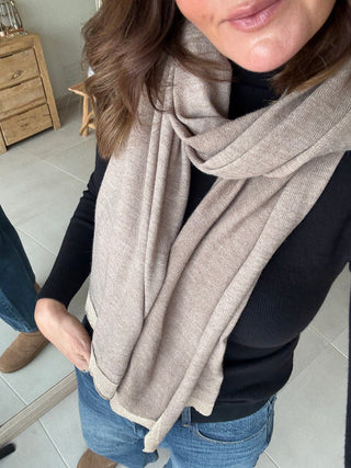 Bufanda Ribete Dorado