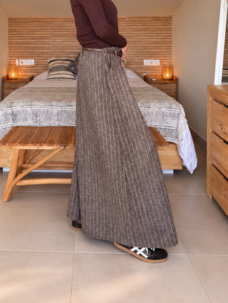 Pantalón palazzo con cinturón