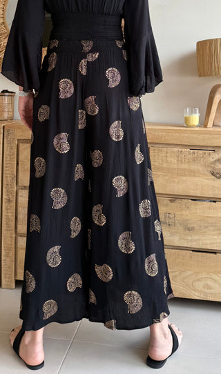 Pantalón rayón creppe conchas