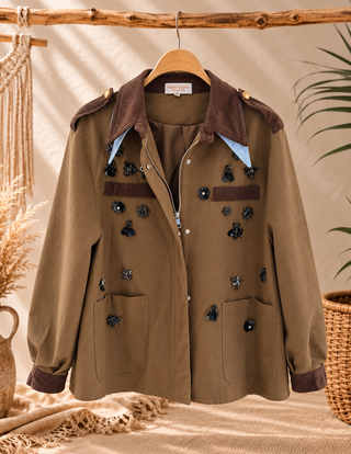 Chaqueta Oversize con Aplicaciones Joyas