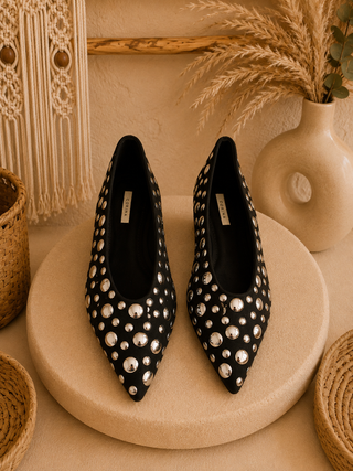 Bailarina Studs Noir