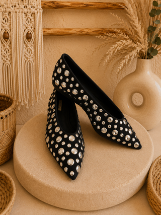 Bailarina Studs Noir