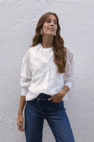 Blusa efecto camisero con top interior