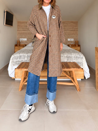 Abrigo de cuadros oversize