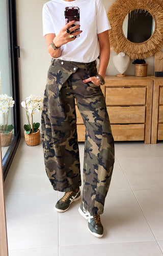 Pantalón camuflaje Martina Pey foto 1